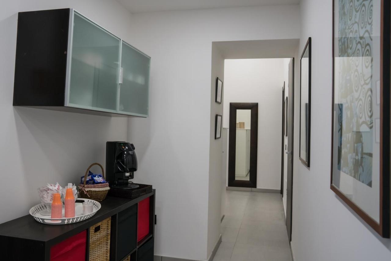 Notti Vesuviane Bed & Breakfast Портичи Екстериор снимка